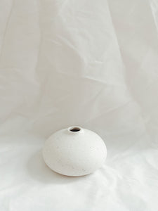 Small speckled handmade cream white bulb vase | Boho Coastal Decor